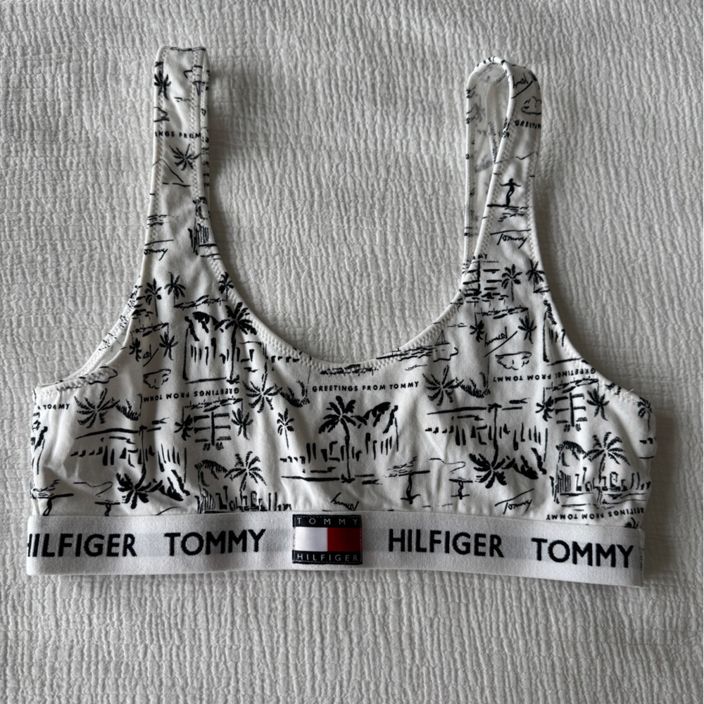 Tommy Hilfiger White Sports Bra with Black Accents